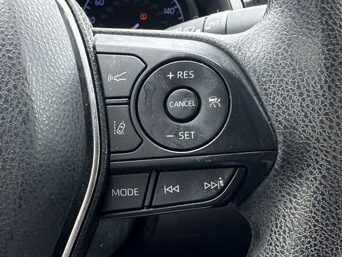 Used 2020 Toyota Camry LE FWD image 26
