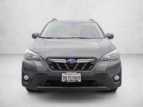 Used 2023 Subaru Crosstrek 2.0i Premium w/ Popular Package #3 image 2