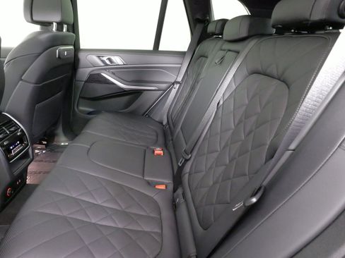 Used 2025 BMW X5 xDrive50e w/ M Sport Package image 34
