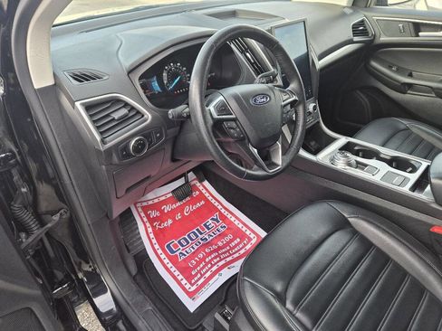 Used 2024 Ford Edge SEL image 6