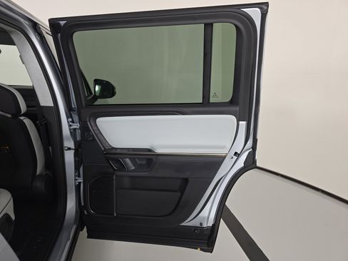 Used 2023 Rivian R1S Adventure image 19