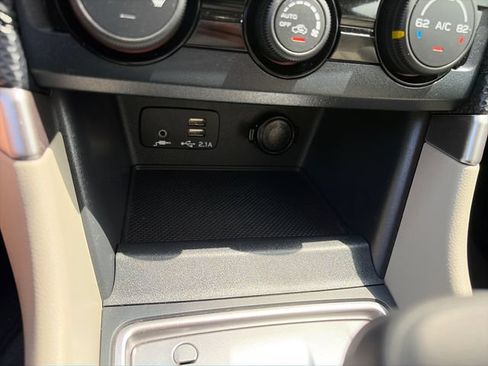 Certified 2023 Subaru Forester Premium AWD/4WD image 28