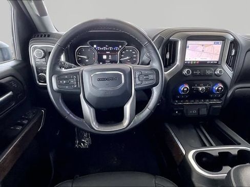Used 2022 GMC Sierra 2500 Denali w/ Denali Ultimate Package AWD/4WD image 8