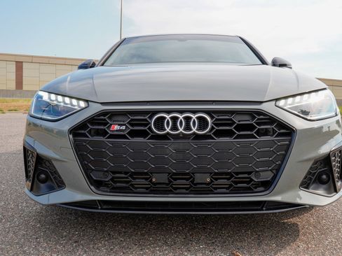 Used 2020 Audi S4 Premium Plus w/ Premium Plus Package AWD/4WD image 9