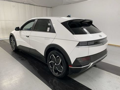 Used 2024 Hyundai Ioniq 5 SEL AWD/4WD image 7