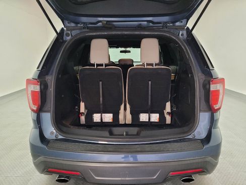 Used 2018 Ford Explorer FWD image 29