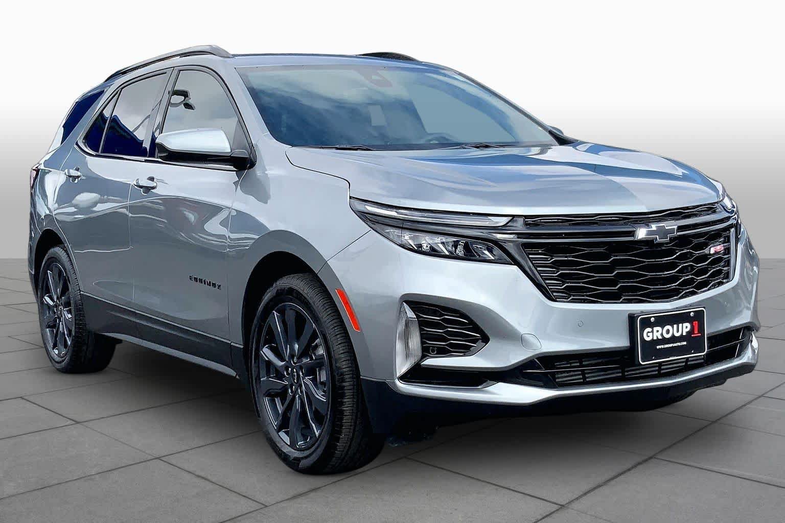 Certified 2024 Chevrolet Equinox RS FWD image 2