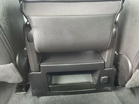 Used 2018 Chevrolet Silverado 1500 LTZ image 24