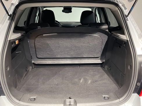 Used 2022 Chevrolet Trax LT w/ LT Convenience Package image 5