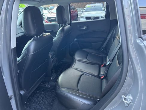 Used 2019 Jeep Compass Limited image 13