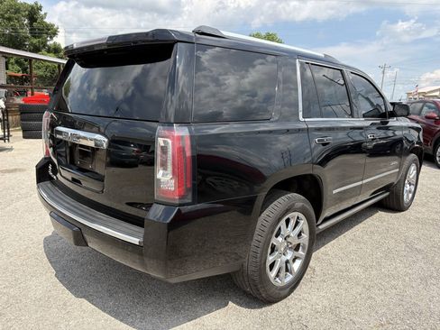 Used 2015 GMC Yukon Denali w/ Touring Package AWD/4WD image 7