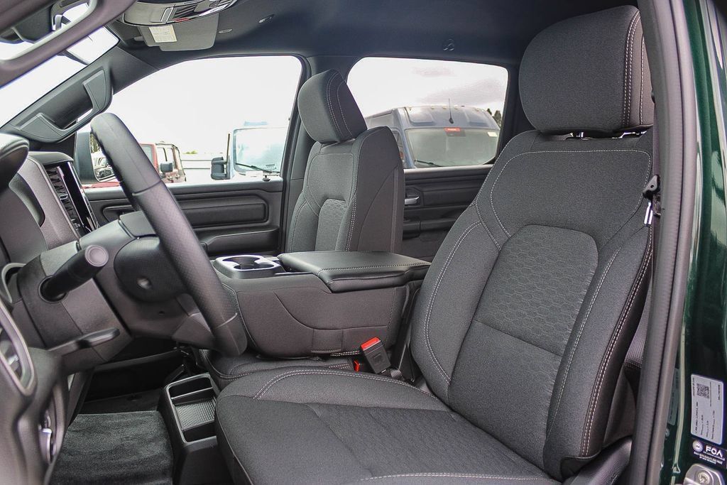 New 2026 RAM 1500 Warlock AWD/4WD image 18