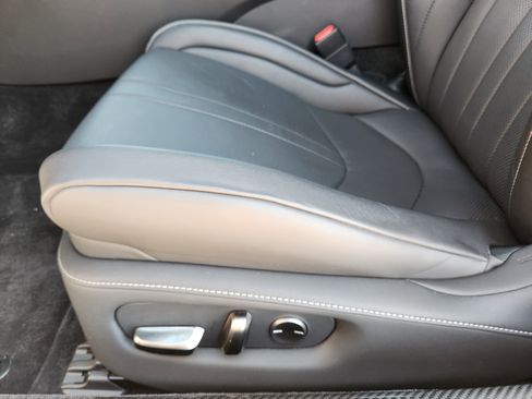 Certified 2022 Lexus LC 500 Convertible image 30