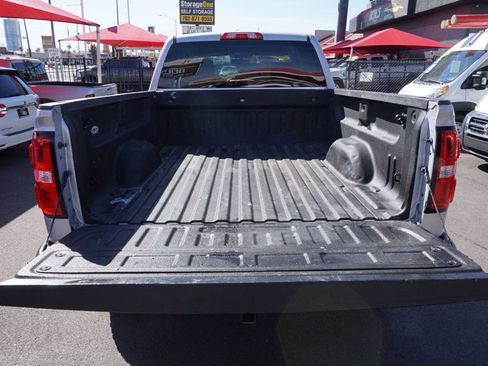 Used 2017 GMC Sierra 1500 SLE w/ SLE Value Package image 8