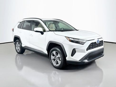 Certified 2024 Toyota RAV4 XLE AWD/4WD image 3