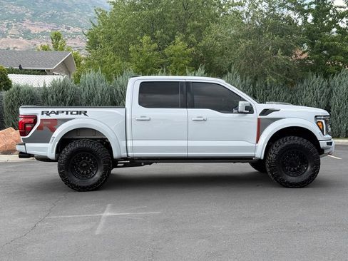 Used 2025 Ford F150 Raptor w/ Equipment Group 803A Raptor R AWD/4WD image 8