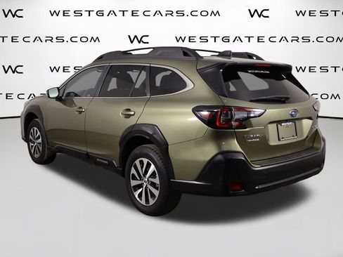 Used 2025 Subaru Outback Premium AWD/4WD image 43