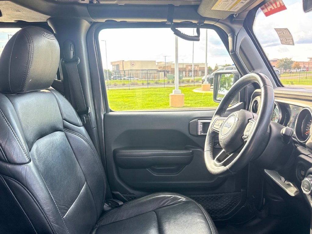Used 2018 Jeep Wrangler Unlimited Sport S AWD/4WD image 14