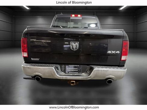 Used 2018 RAM 1500 SLT image 8