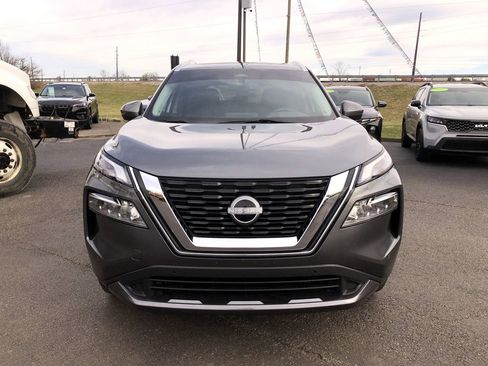 Used 2023 Nissan Rogue SL w/ SL Premium Package image 8