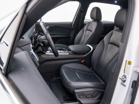 Used 2020 Audi Q7 3.0T Premium Plus image 15