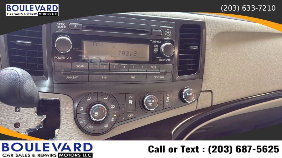 Used 2011 Toyota Sienna FWD image 14