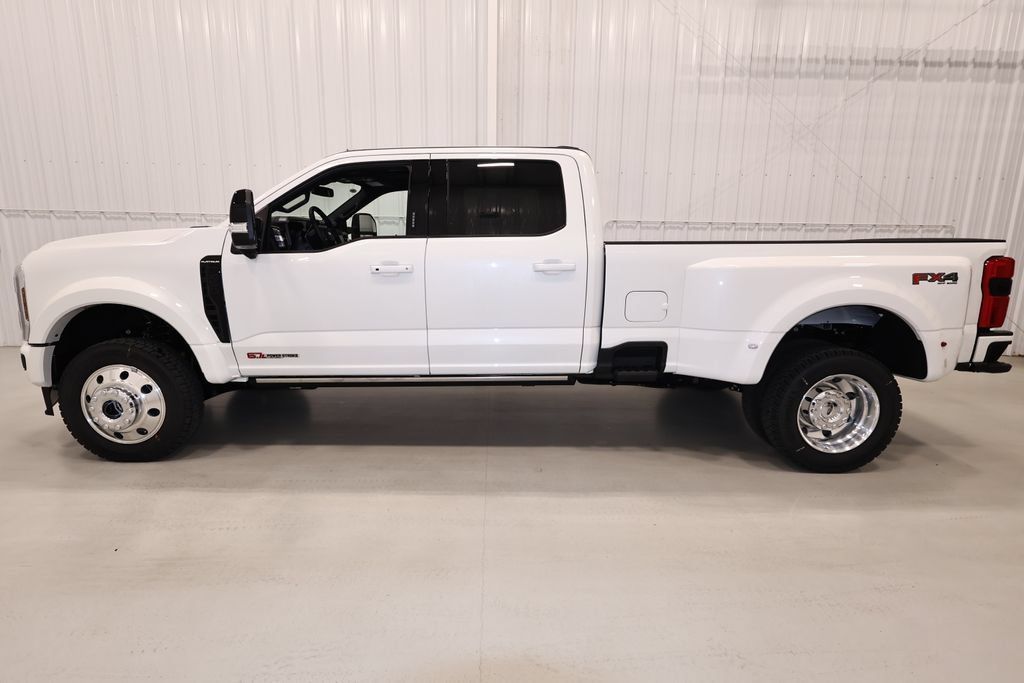 New 2026 Ford F450 Platinum w/ FX4 Off-Road Package AWD/4WD image 6