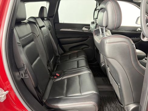 Used 2017 Jeep Grand Cherokee Trailhawk w/ Trailhawk Luxury Group image 29