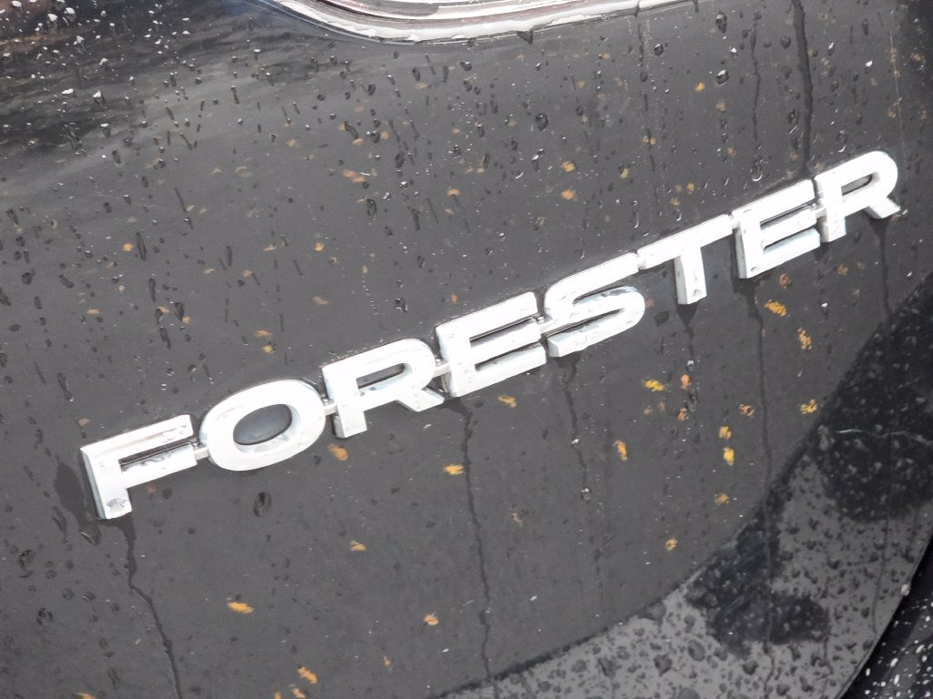Used 2023 Subaru Forester Premium AWD/4WD image 17
