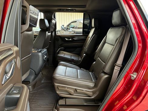 Used 2021 GMC Yukon Denali w/ Denali Ultimate Package image 34