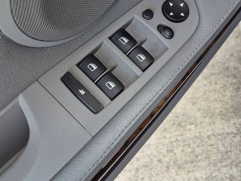 Used 2007 BMW 328i Sedan RWD image 38