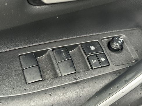 Used 2024 Toyota Corolla SE image 12