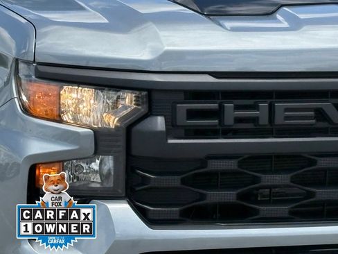 Used 2026 Chevrolet Silverado 1500 Custom Trail Boss AWD/4WD image 2