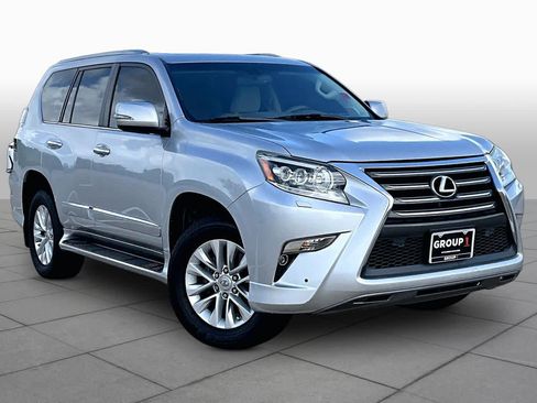 Used 2016 Lexus GX 460 w/ Premium Package AWD/4WD image 3