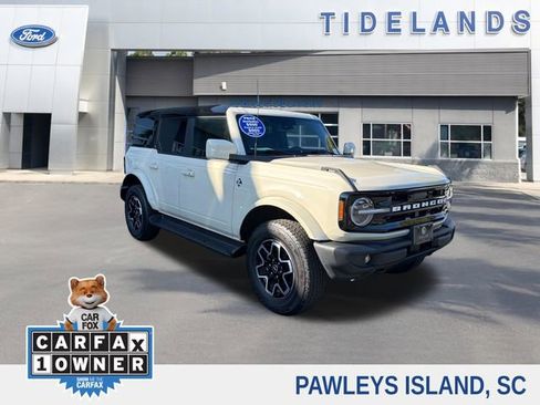 Certified 2025 Ford Bronco Outer Banks AWD/4WD image 1