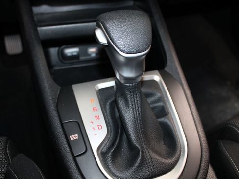 Used 2024 Kia Forte LXS FWD image 23