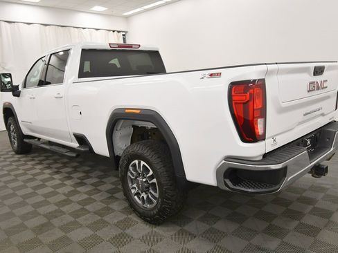 Used 2024 GMC Sierra 3500 SLE image 5