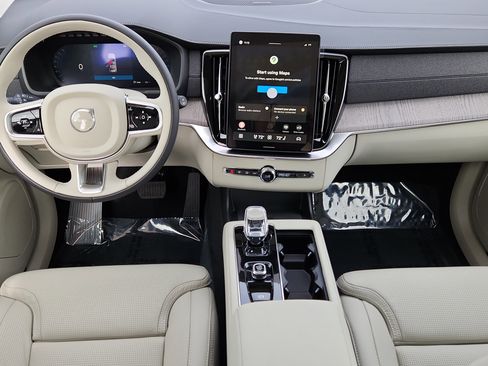 New 2026 Volvo XC90 B6 Ultra w/ Protection Package image 14