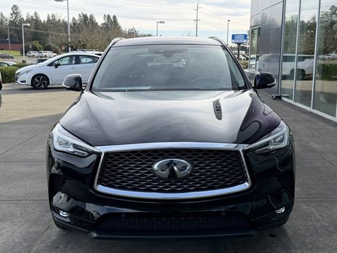 Used 2019 INFINITI QX50 Essential w/ Proactive Package image 3