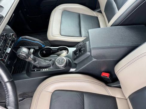 Used 2024 Ford Bronco Wildtrak AWD/4WD image 16