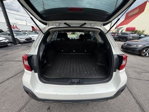Used 2018 Subaru Outback 2.5i w/ Protection Package #1 AWD/4WD image 14