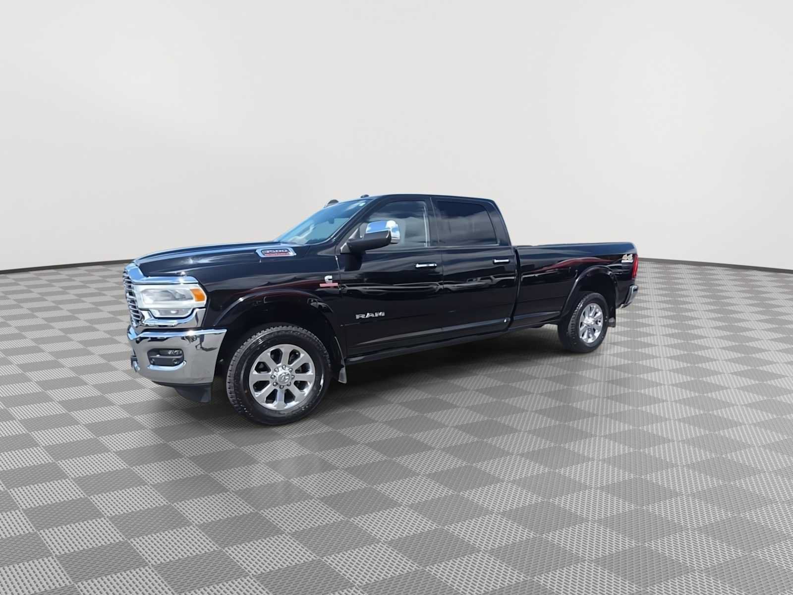 Used 2020 RAM 3500 Laramie AWD/4WD image 4