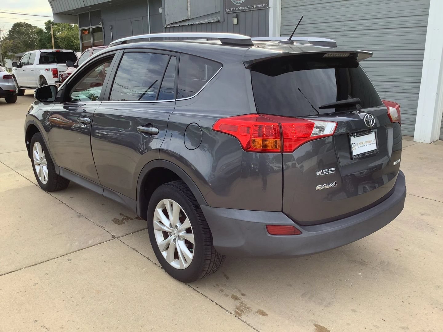 Used 2013 Toyota RAV4 Limited FWD image 6