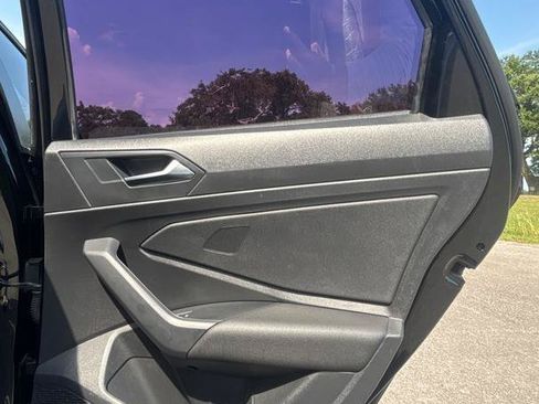 Used 2021 Volkswagen Jetta SE FWD image 13