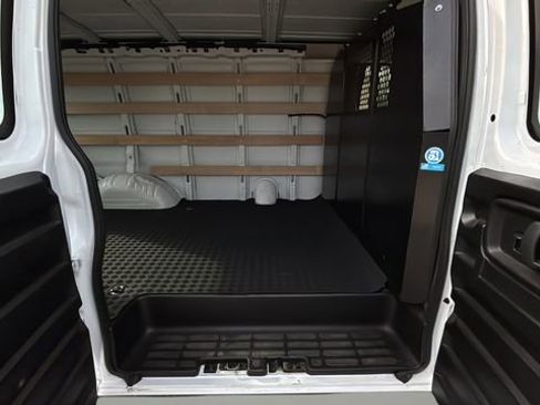 Used 2024 Chevrolet Express 2500 Work Van w/ Driver Convenience Package image 37