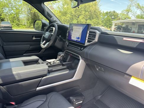 New 2026 Toyota Tundra Platinum AWD/4WD image 38