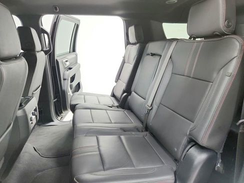 Used 2024 Chevrolet Suburban RST image 36