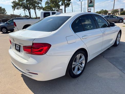 Used 2018 BMW 330i Sedan image 11