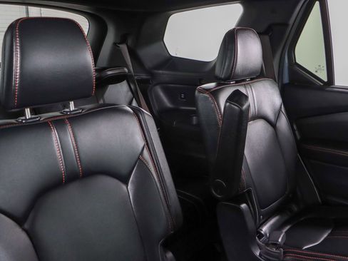 Used 2024 Honda Pilot TrailSport image 29