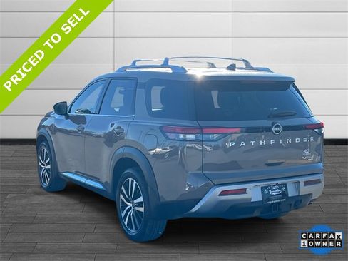 Used 2024 Nissan Pathfinder Platinum image 5
